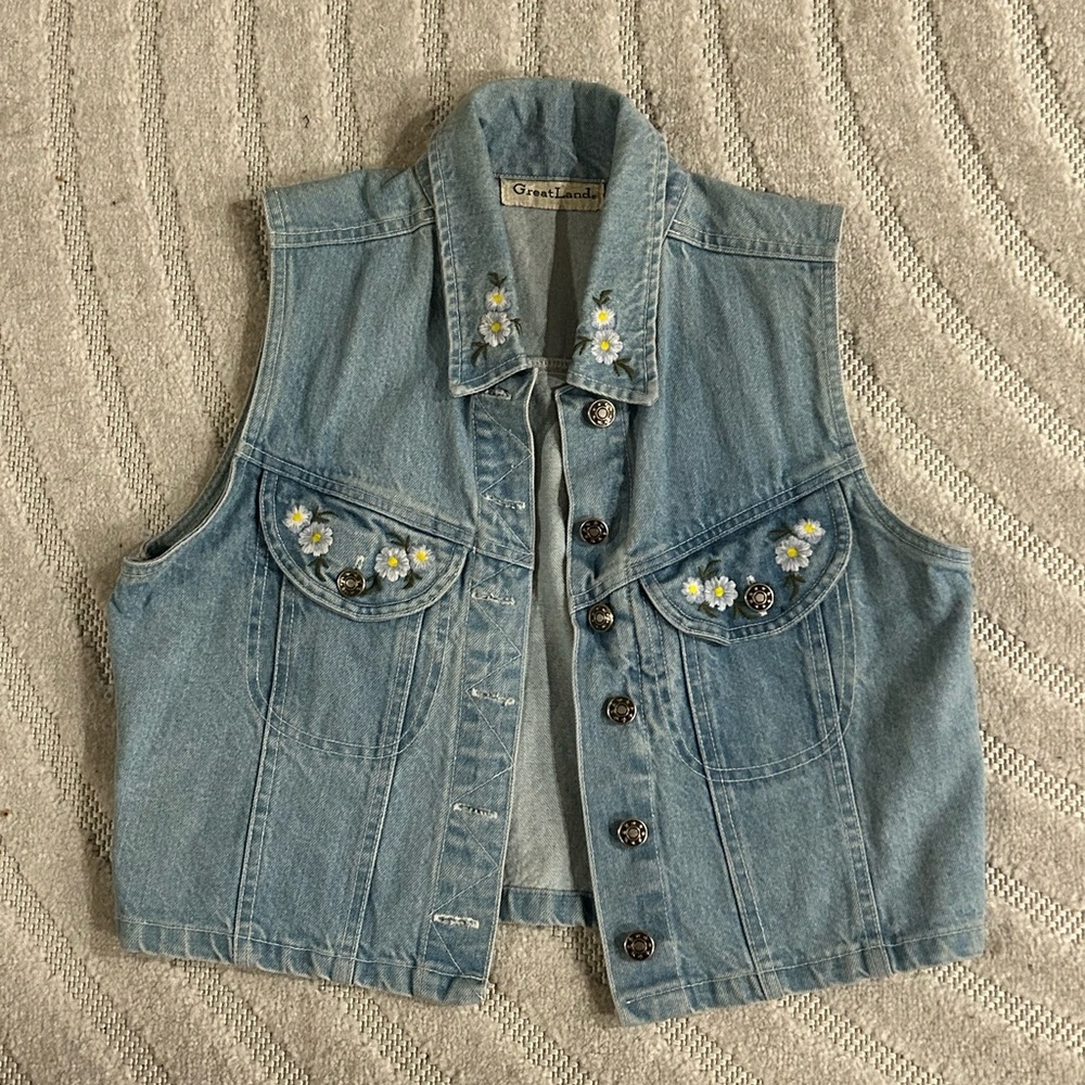 Vintage 90s Great Land Denim Daisy Embroidered Vest - S